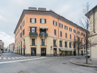 negozio in vendita a Monza