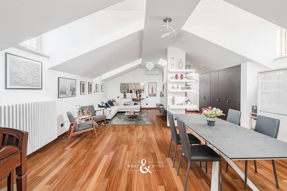 appartamento in vendita a Monza in zona Centro Storico