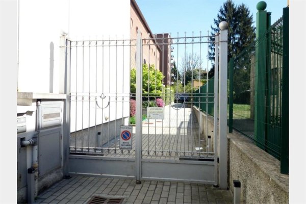appartamento in vendita a Monza in zona Ospedale San Gerardo