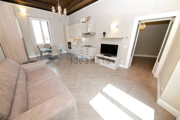 appartamento in vendita a Monza in zona Centro Storico