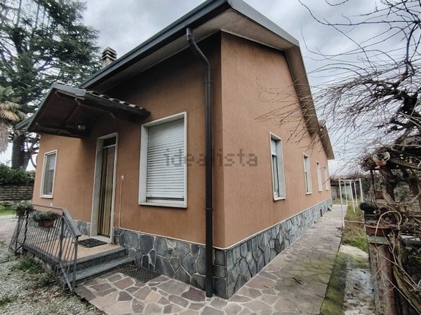 casa indipendente in vendita a Monza