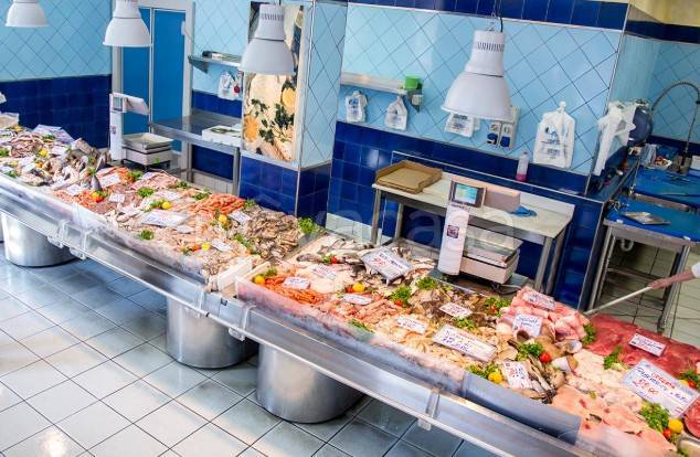 negozio in vendita a Monza