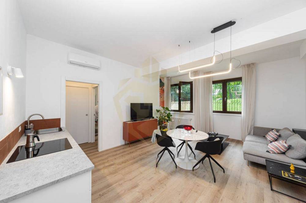 appartamento in vendita a Monza in zona Centro Storico