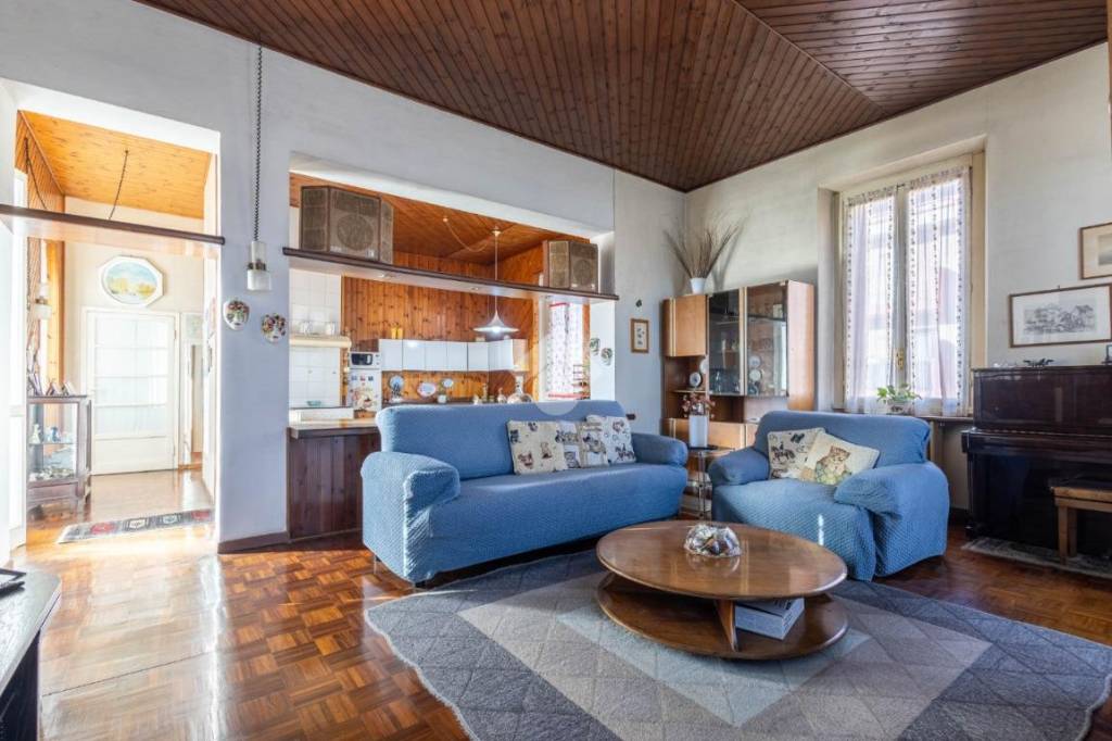 casa indipendente in vendita a Monza