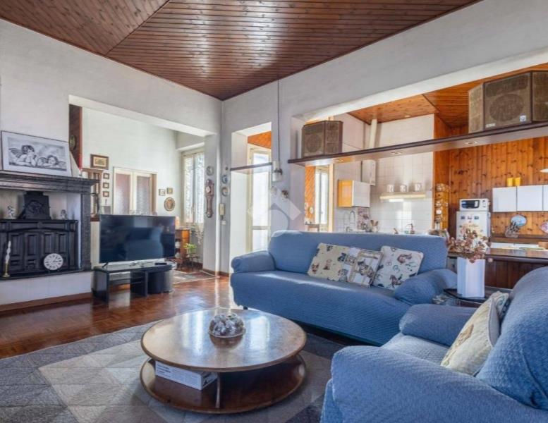 casa indipendente in vendita a Monza