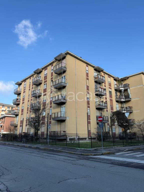 appartamento in vendita a Monza