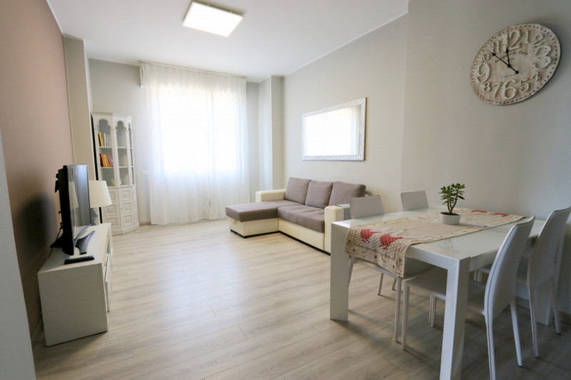 appartamento in vendita a Monza in zona Centro Storico