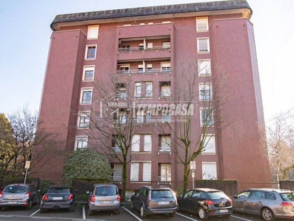 appartamento in vendita a Monza in zona Centro Storico