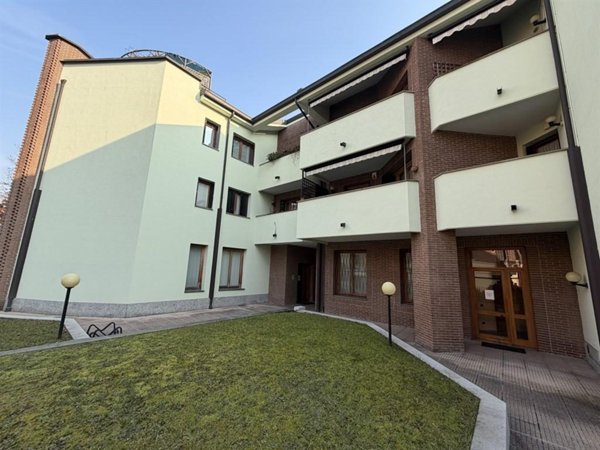 appartamento in vendita a Monza in zona Centro Storico