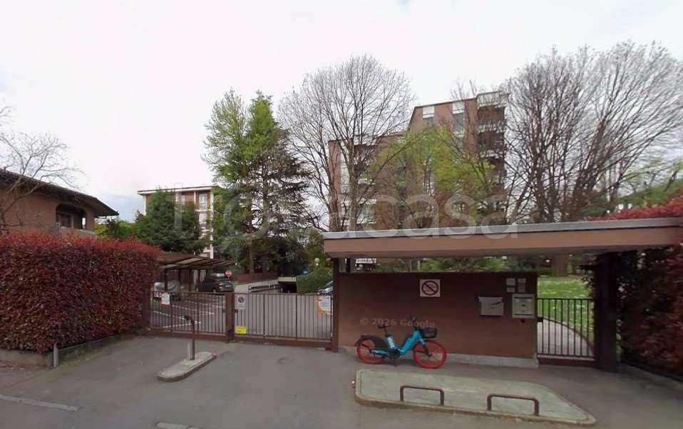 appartamento in vendita a Monza in zona Ospedale San Gerardo