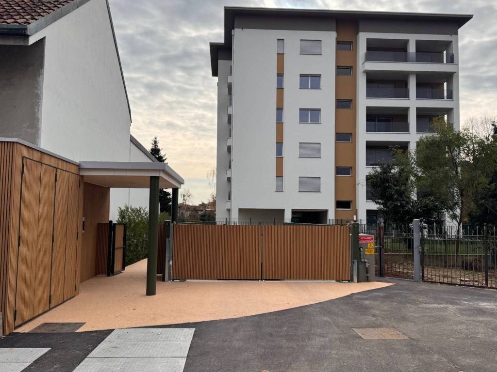 appartamento in vendita a Monza in zona Ospedale San Gerardo