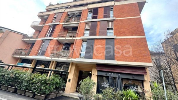 appartamento in vendita a Monza in zona Centro Storico