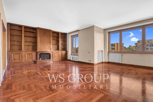 appartamento in vendita a Monza in zona Centro Storico