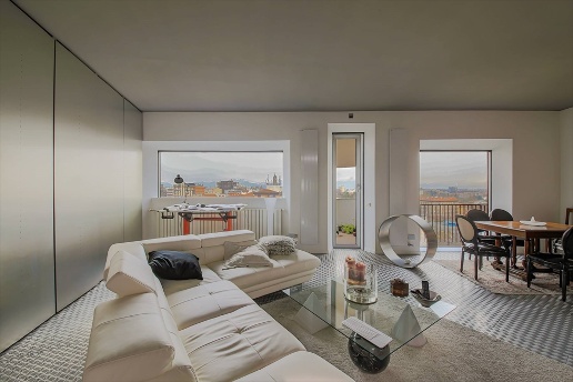 appartamento in vendita a Monza in zona Centro Storico