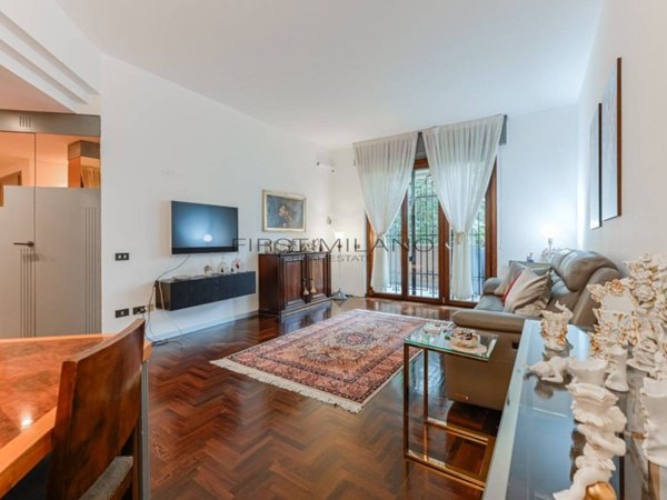 appartamento in vendita a Monza in zona Centro Storico