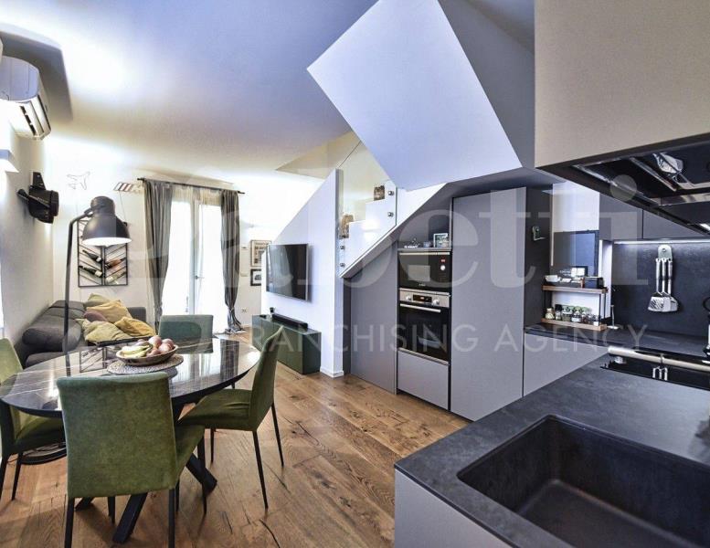 appartamento in vendita a Monza in zona Centro Storico