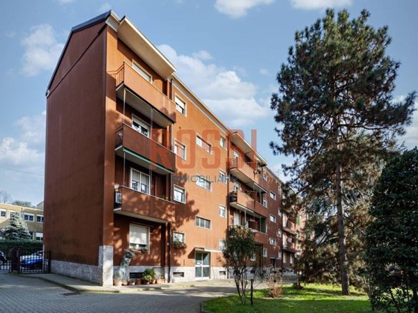 appartamento in vendita a Monza in zona Centro Storico