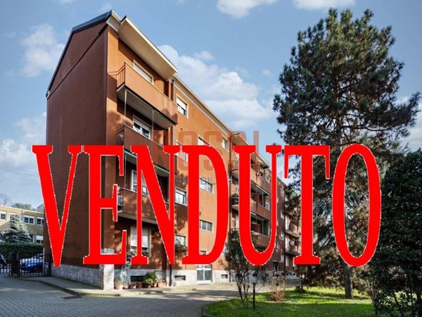 appartamento in vendita a Monza in zona Centro Storico
