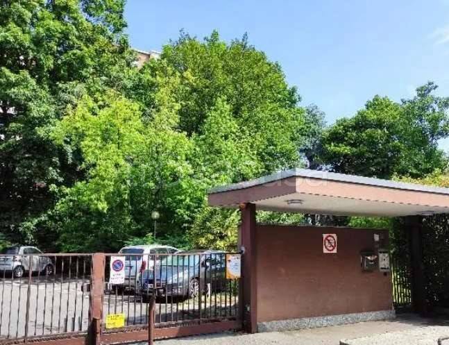 appartamento in vendita a Monza in zona Ospedale San Gerardo
