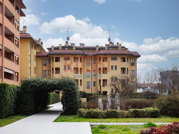 appartamento in vendita a Monza