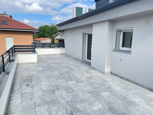 appartamento in vendita a Monza