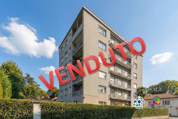appartamento in vendita a Monza in zona Centro Storico