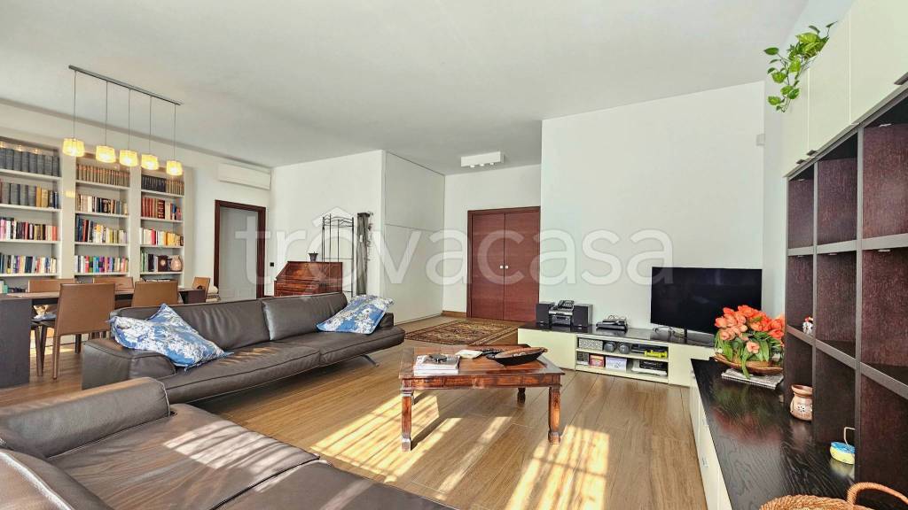 appartamento in vendita a Monza