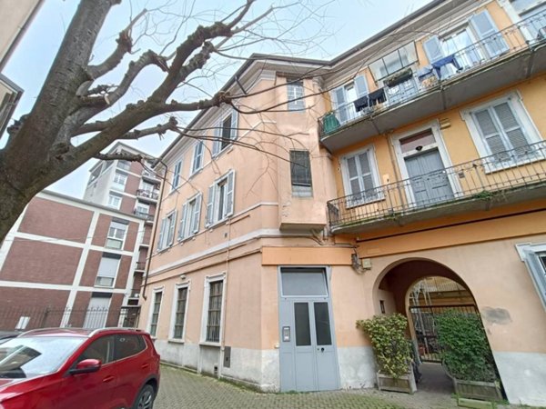 appartamento in vendita a Monza in zona Centro Storico