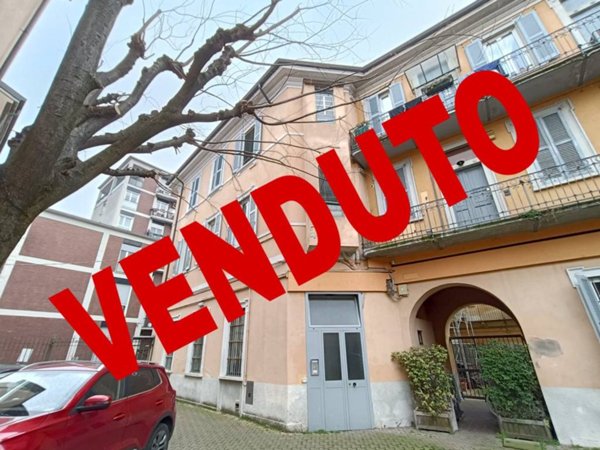 appartamento in vendita a Monza in zona Centro Storico