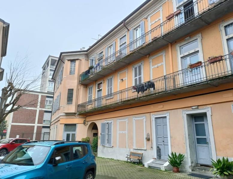 appartamento in vendita a Monza in zona Centro Storico