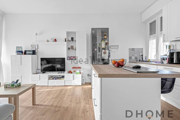 appartamento in vendita a Monza in zona Centro Storico