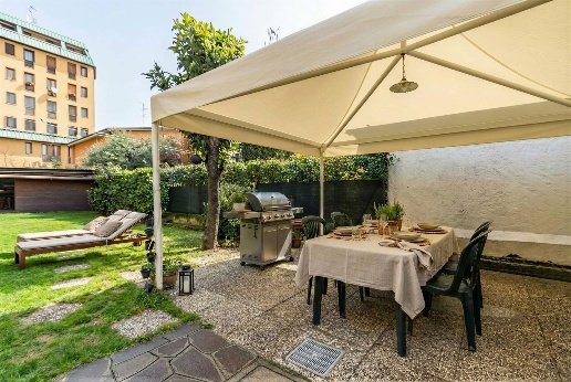 casa indipendente in vendita a Monza in zona Centro Storico