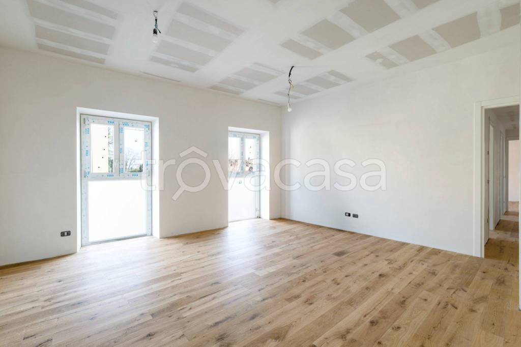 appartamento in vendita a Monza in zona Centro Storico