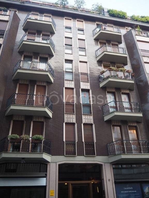 appartamento in vendita a Monza in zona Centro Storico