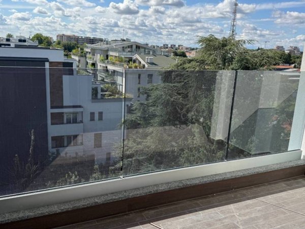 appartamento in vendita a Monza in zona Ospedale San Gerardo