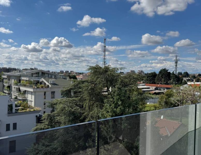 appartamento in vendita a Monza in zona Ospedale San Gerardo