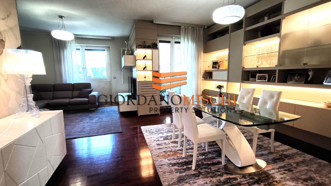 appartamento in vendita a Monza in zona Ospedale San Gerardo