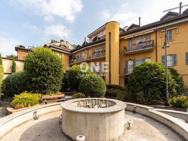 appartamento in vendita a Monza in zona Centro Storico