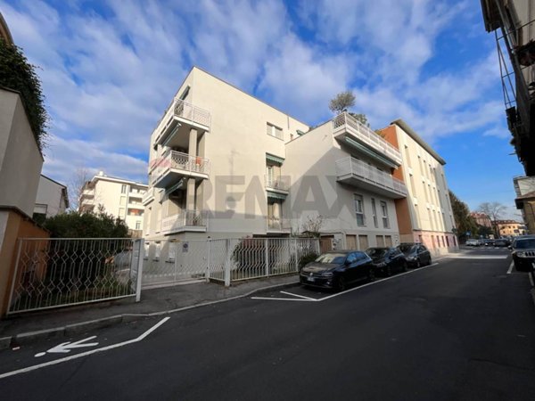 appartamento in vendita a Monza in zona Centro Storico