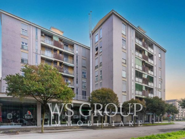 appartamento in vendita a Monza in zona Centro Storico