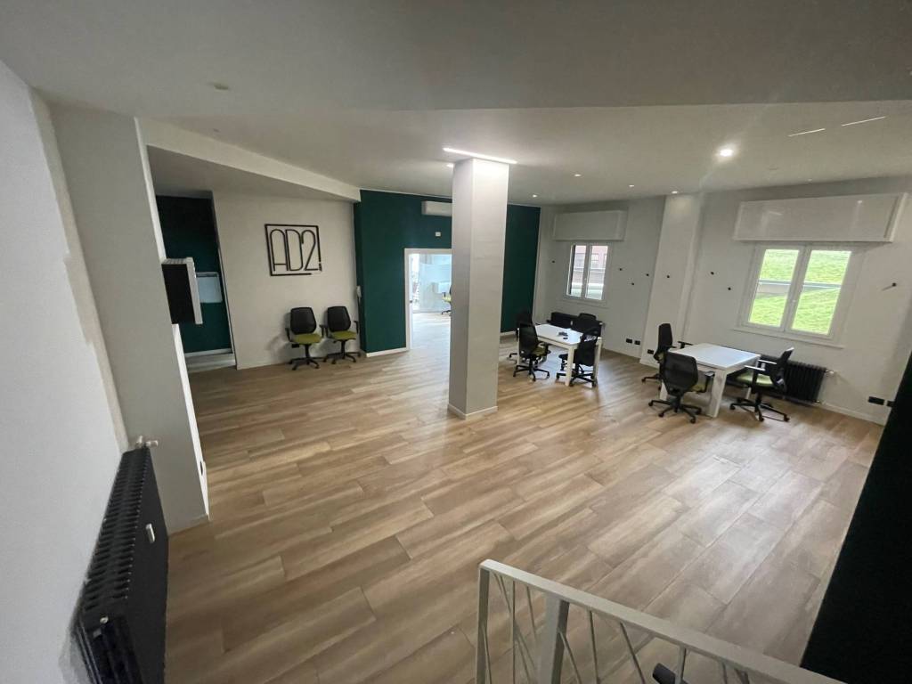 ufficio in vendita a Monza