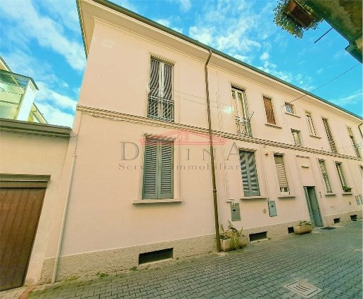 appartamento in vendita a Monza in zona Centro Storico