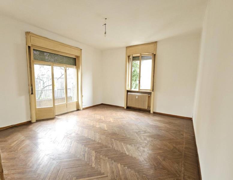 ufficio in vendita a Monza in zona Centro Storico