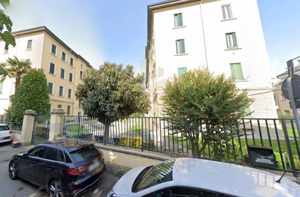 appartamento in vendita a Monza in zona Centro Storico