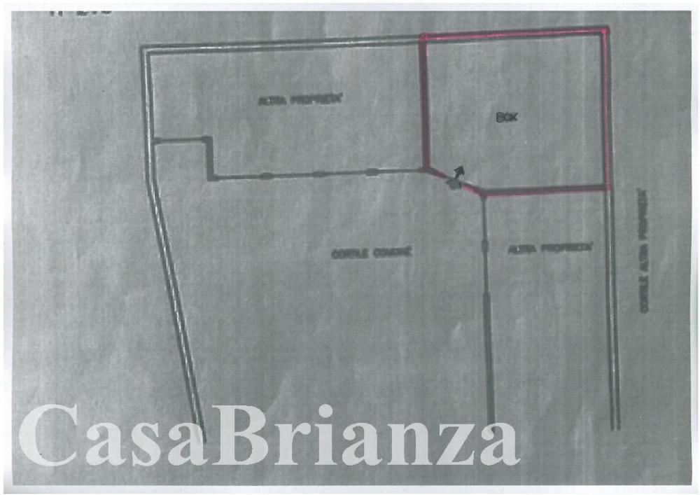 locale di sgombero in vendita a Monza