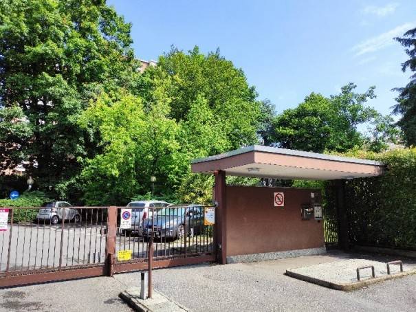 appartamento in vendita a Monza in zona Ospedale San Gerardo