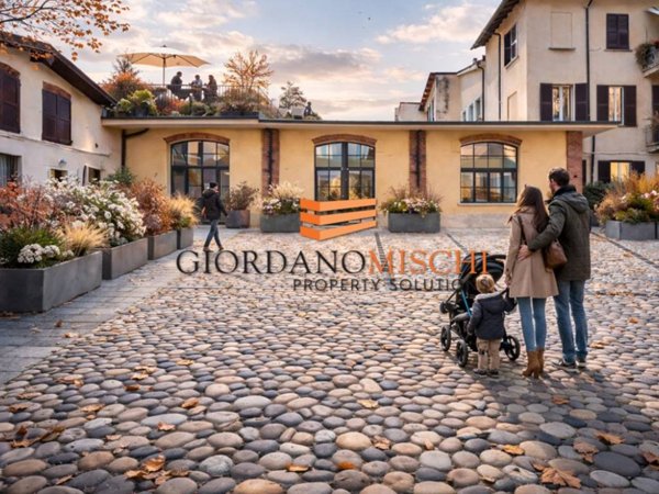 appartamento in vendita a Monza in zona Centro Storico