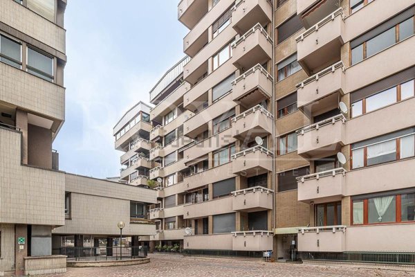 appartamento in vendita a Monza