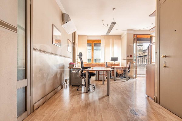 ufficio in vendita a Monza