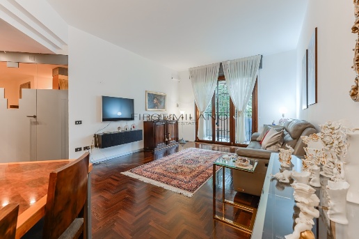 appartamento in vendita a Monza in zona Centro Storico